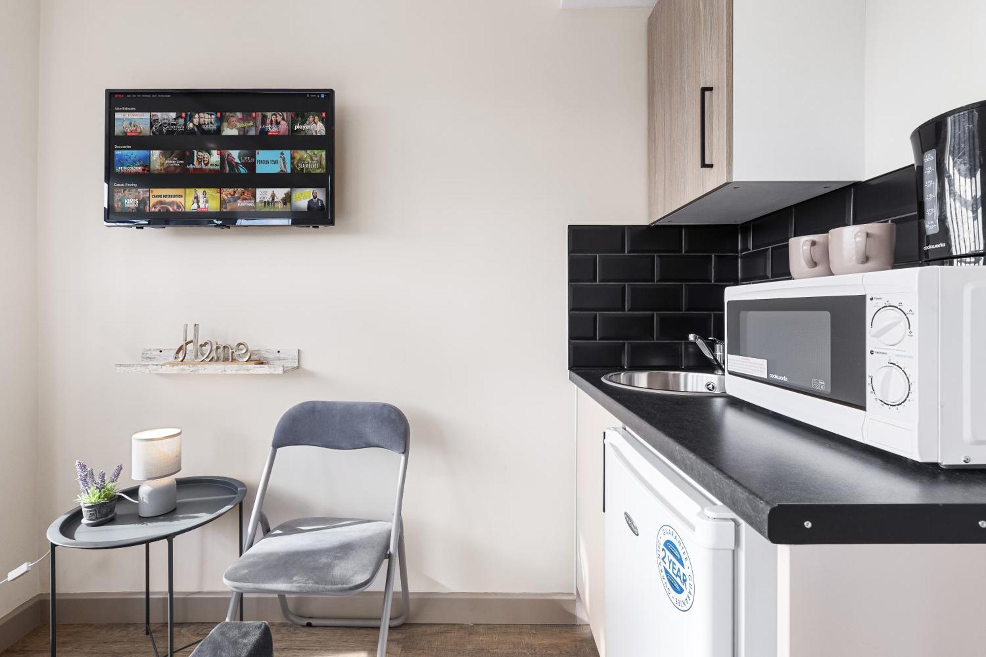 Serviced Ensuite Modern Studio - Sleeps 2 - Near Wembley Stadium - Good Transport Link To Central London - Harrow Ha3 Hatch End Екстер'єр фото